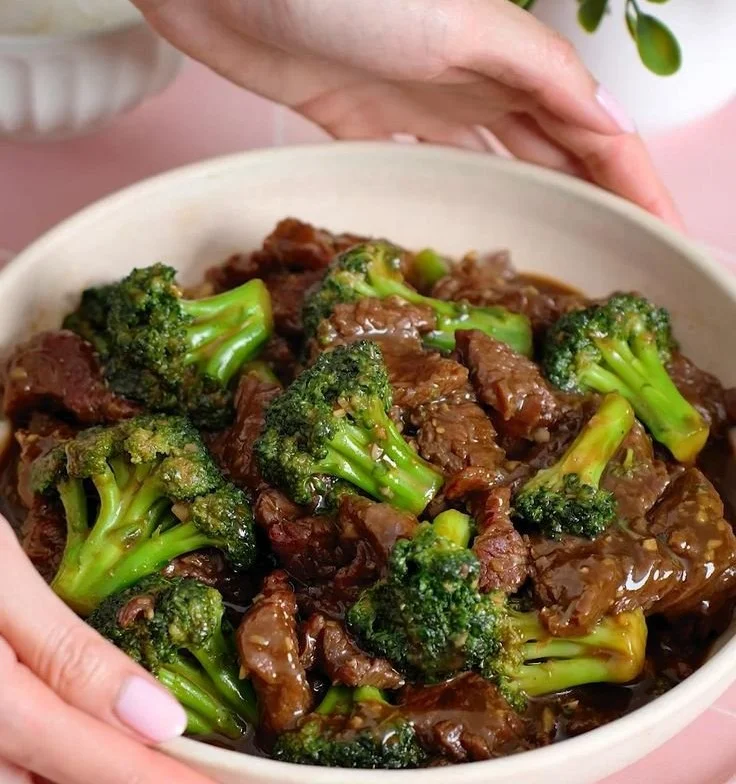 Boeuf sauté aux brocolis, plat savoureux à base de bœuf et de légumes